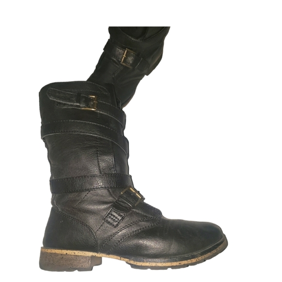 Black Moto-style boot - Picture 2 of 9